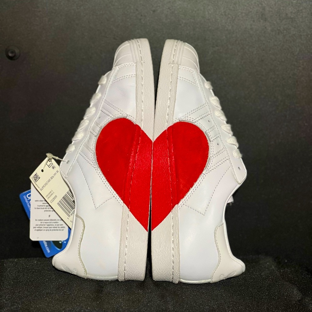 Adidas Valentines Day Heart Superstar 80s HH Women’s Sneakers - New - size 6.5